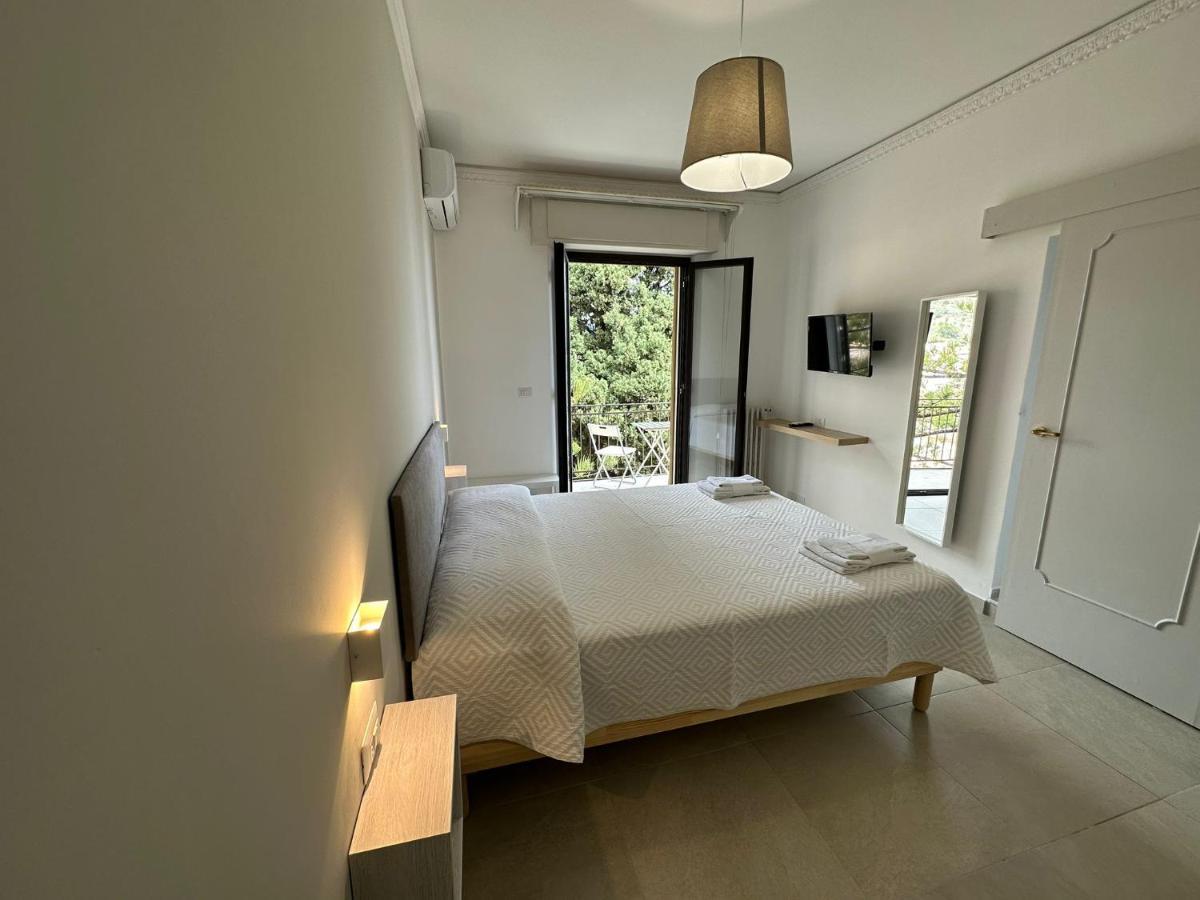 Mira Taormina Rooms 外观 照片