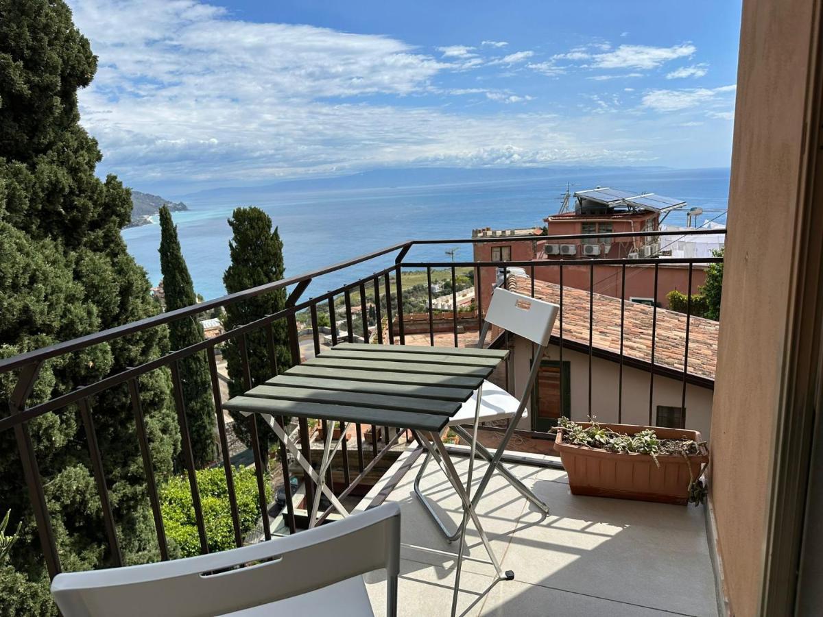 Mira Taormina Rooms 外观 照片