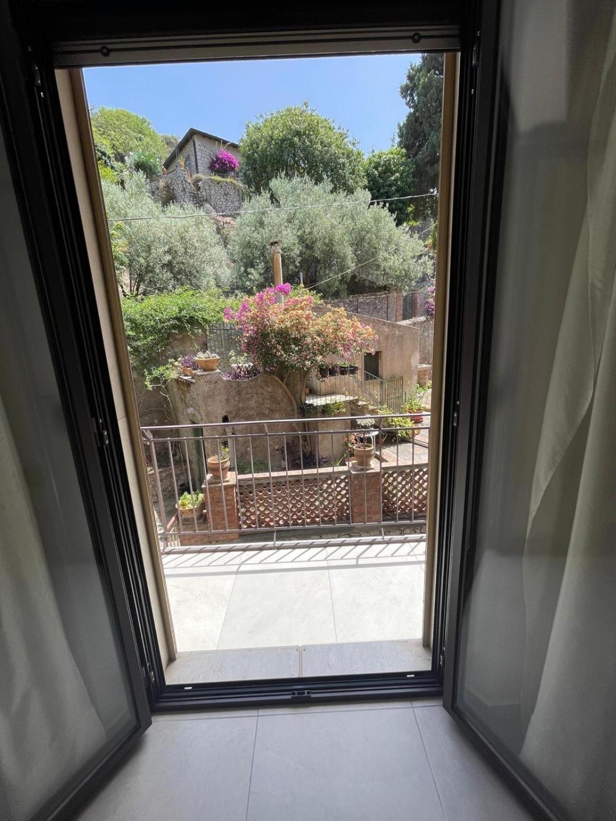 Mira Taormina Rooms 外观 照片